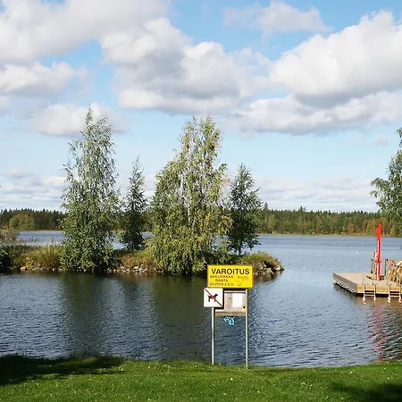 Bed & Breakfast Paksuniemen Majatalo *