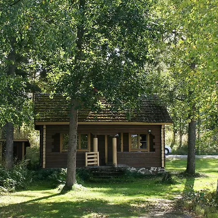 Bed & Breakfast Paksuniemen Majatalo