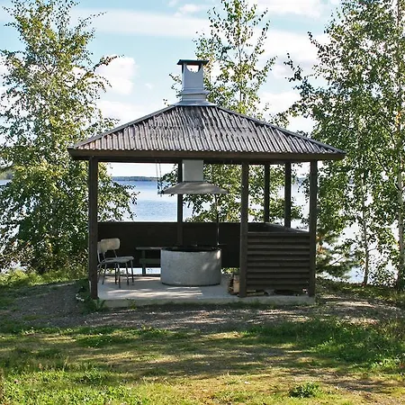 B&B Paksuniemen Majatalo Rääkkylä