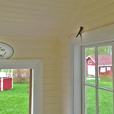 Paksuniemen Majatalo