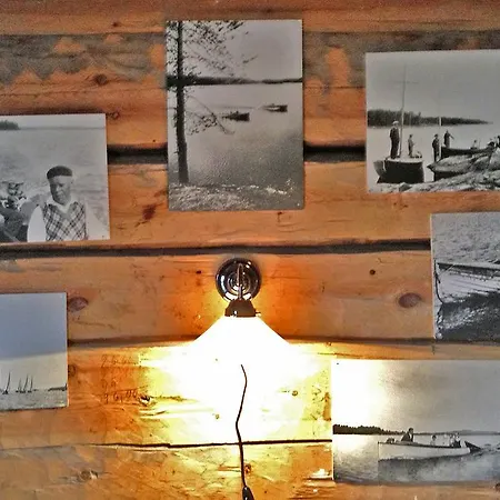 Bed & Breakfast Paksuniemen Majatalo