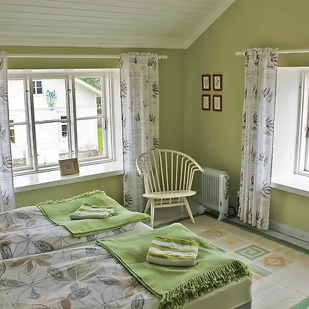 Paksuniemen Majatalo Rääkkylä