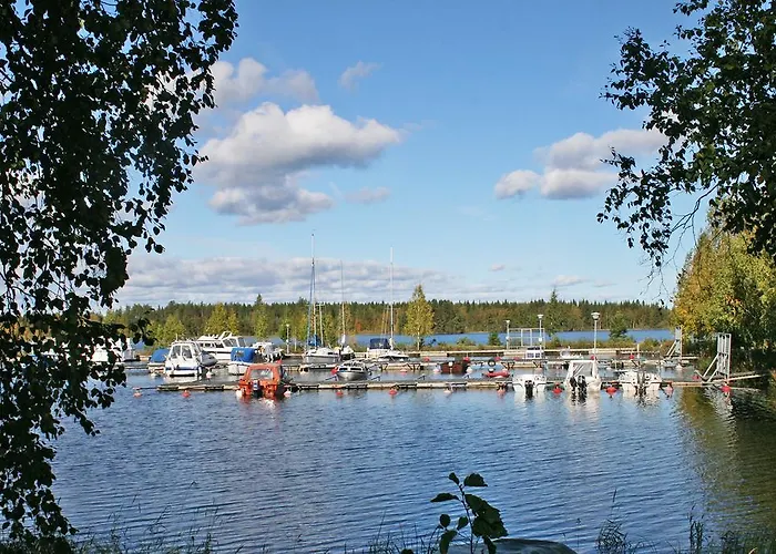 Paksuniemen Majatalo