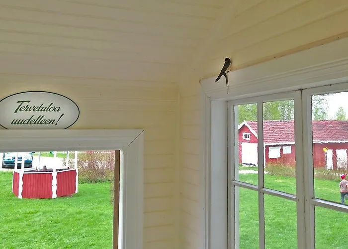 Paksuniemen Majatalo