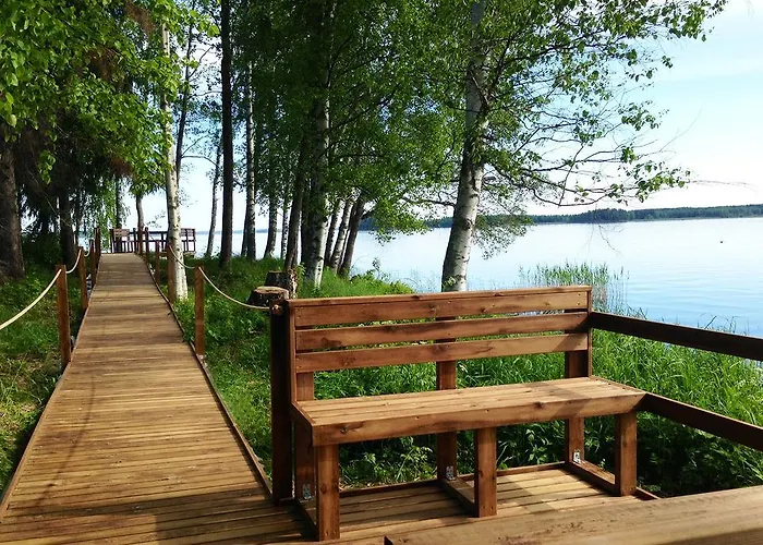 Panzió Paksuniemen Majatalo *