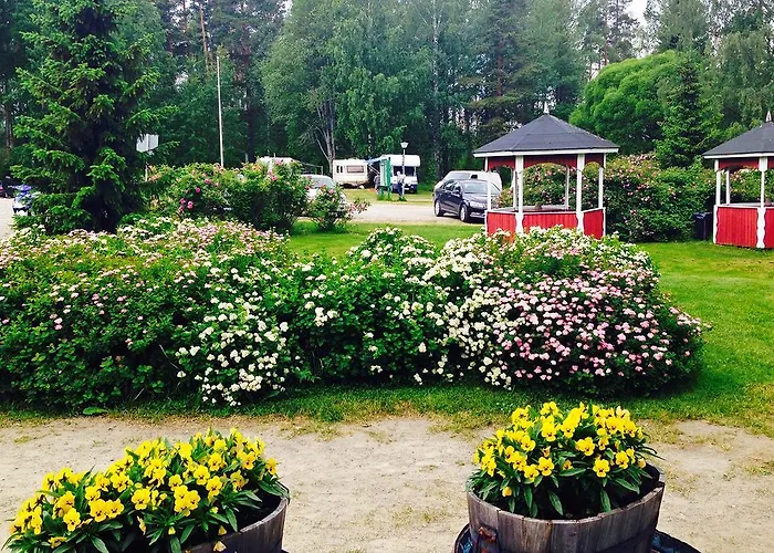 Panzió Paksuniemen Majatalo *