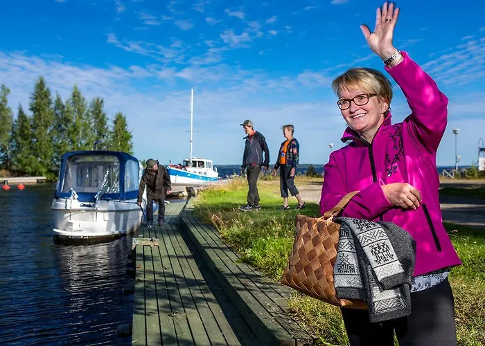 Paksuniemen Majatalo Rääkkylä