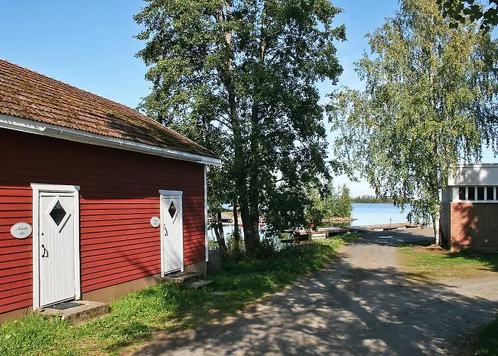 Panzió Paksuniemen Majatalo *